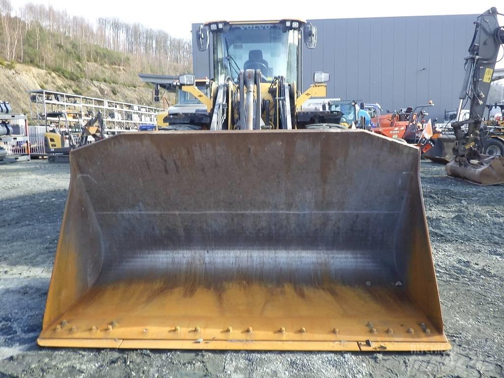 Volvo L 110 H Фронтальные погрузчики