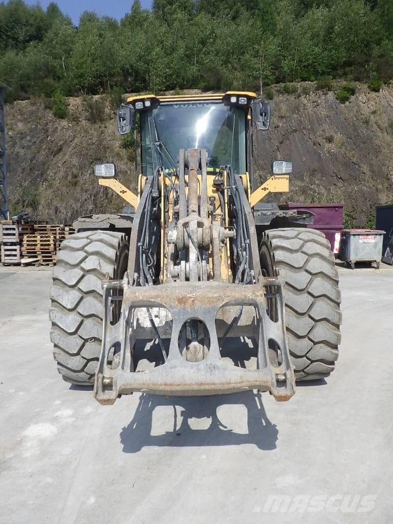 Volvo L 110 H LB Фронтальные погрузчики