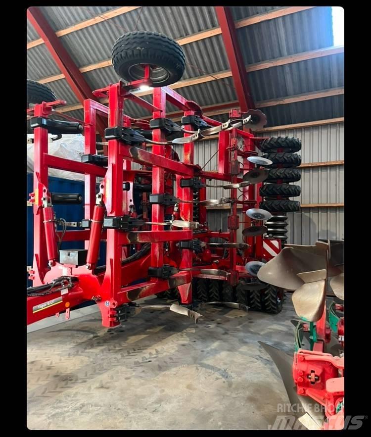 Horsch Tiger 6 LT Пружинные бороны