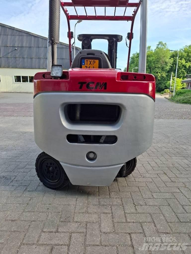 TCM FA30D-J Heftruck Дизельные погрузчики