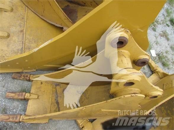 CAT 2395986 Ковши