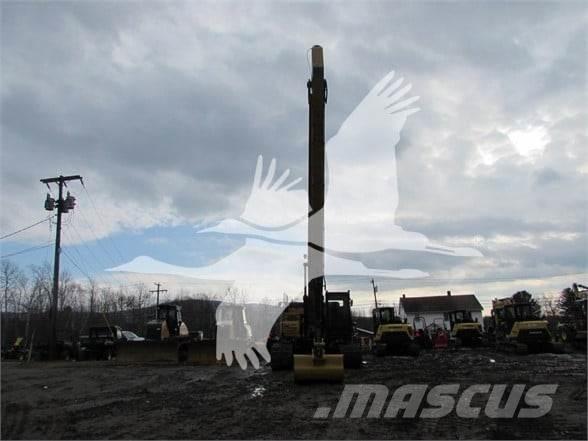 CAT 326FL Гусеничные экскаваторы