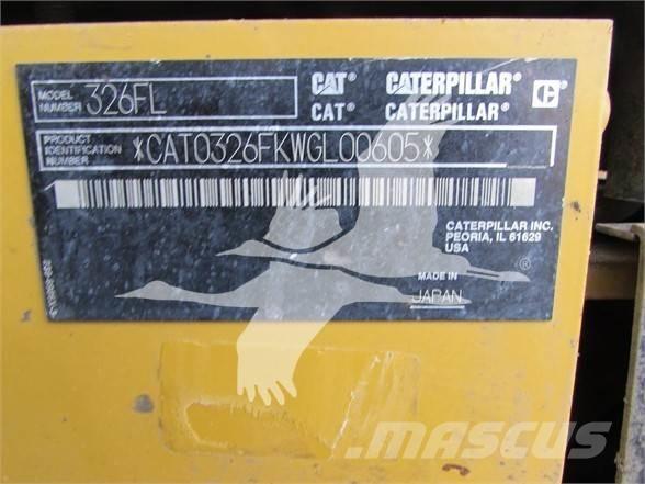 CAT 326FL Гусеничные экскаваторы
