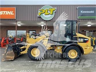 CAT 906M Фронтальные погрузчики