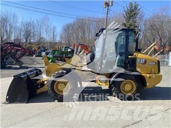 CAT 906M Фронтальные погрузчики
