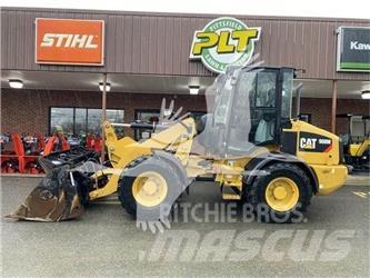 CAT 908M Фронтальные погрузчики