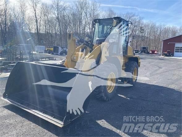 CAT 910 Фронтальные погрузчики