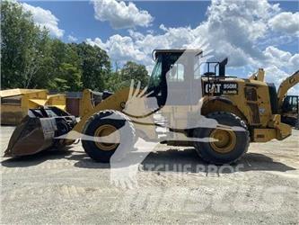 CAT 950M Фронтальные погрузчики