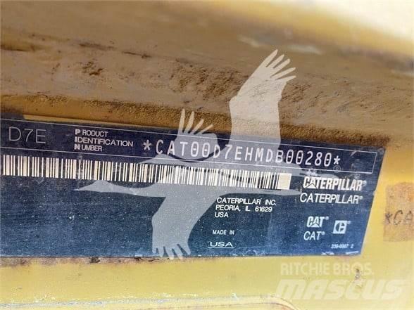 CAT D7E Гусеничные бульдозеры
