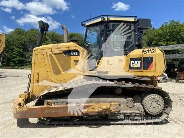 CAT D7E Гусеничные бульдозеры