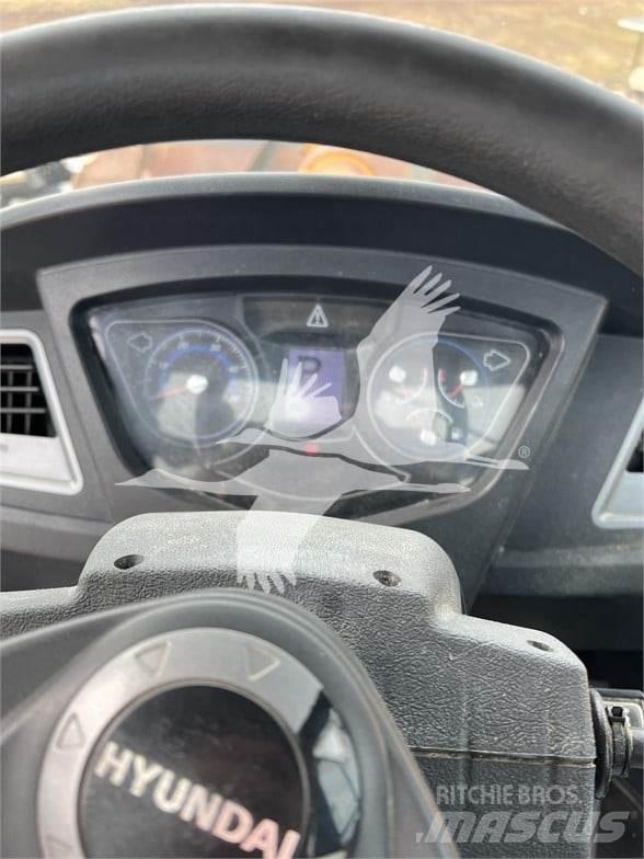 Hyundai HL970 Фронтальные погрузчики