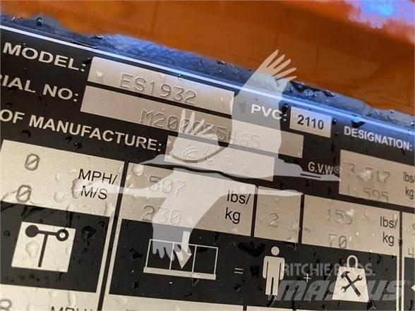 JLG ES1932 Ножничные подъемники