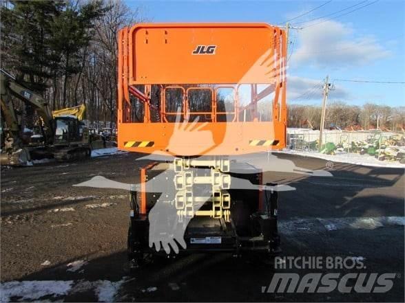 JLG RT3369 Ножничные подъемники