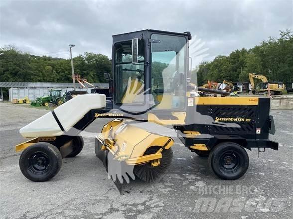  LAYMOR SM400 Вакуумные уборочные машины