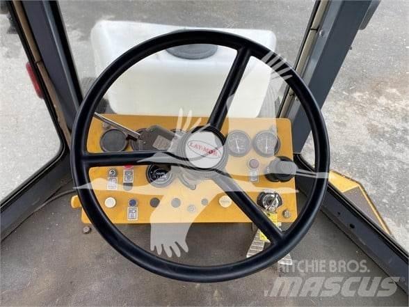  LAYMOR SM400 Вакуумные уборочные машины