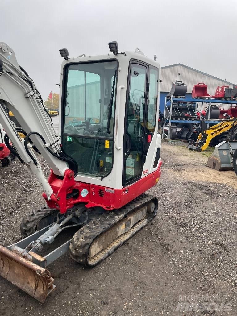 Takeuchi TB 225 Мини-экскаваторы