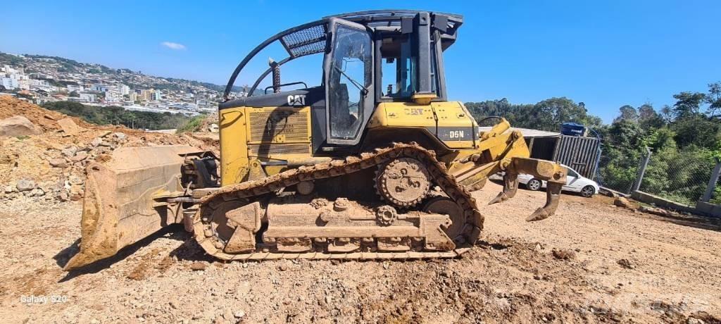 CAT D 6 N Гусеничные бульдозеры