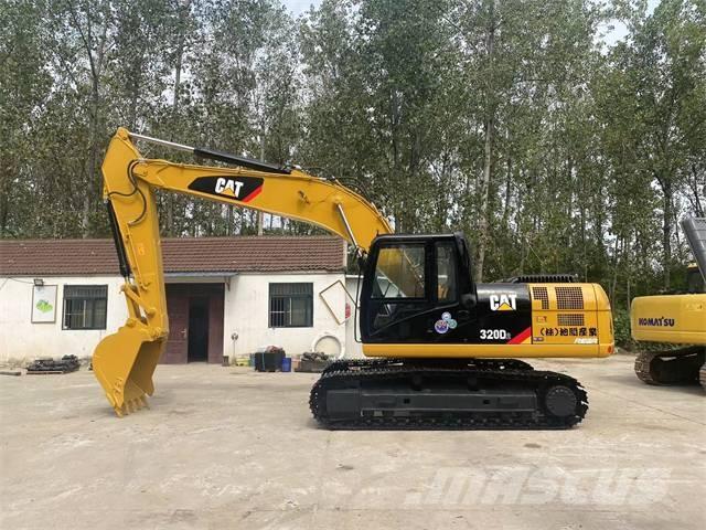 CAT 320D2 Гусеничные экскаваторы