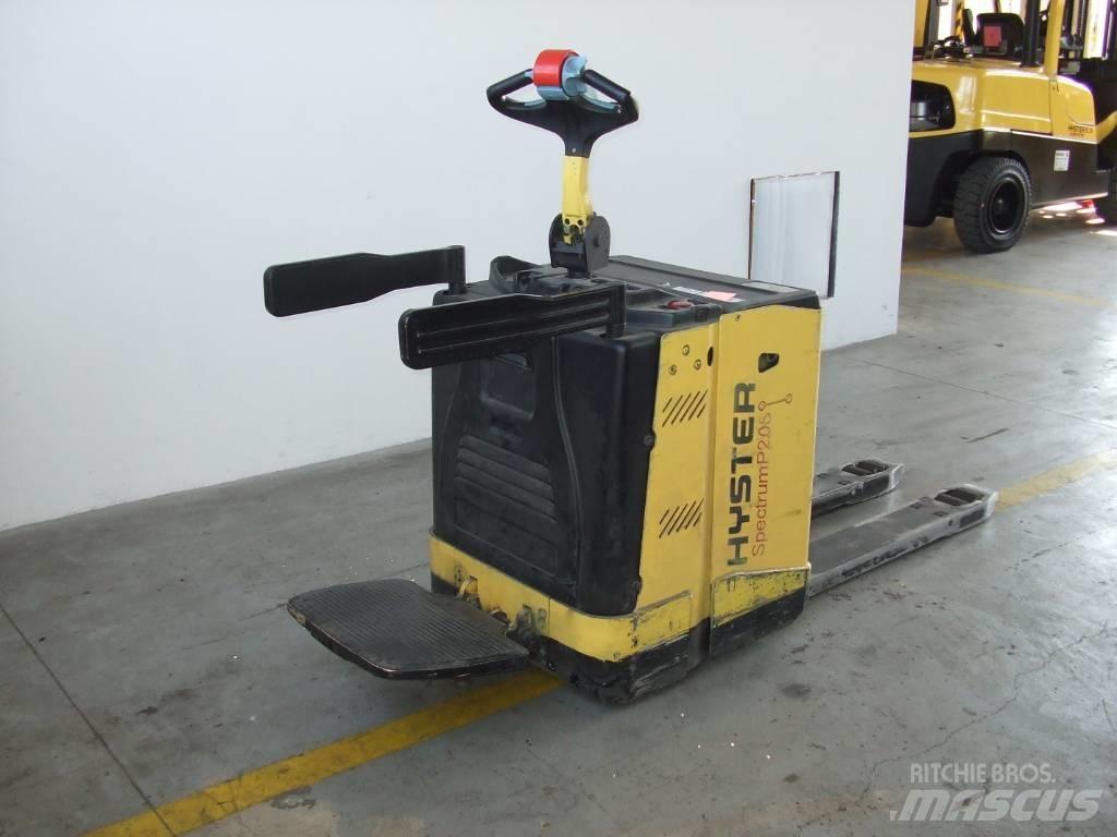 Hyster P2.0S Самоходные электрические тележки