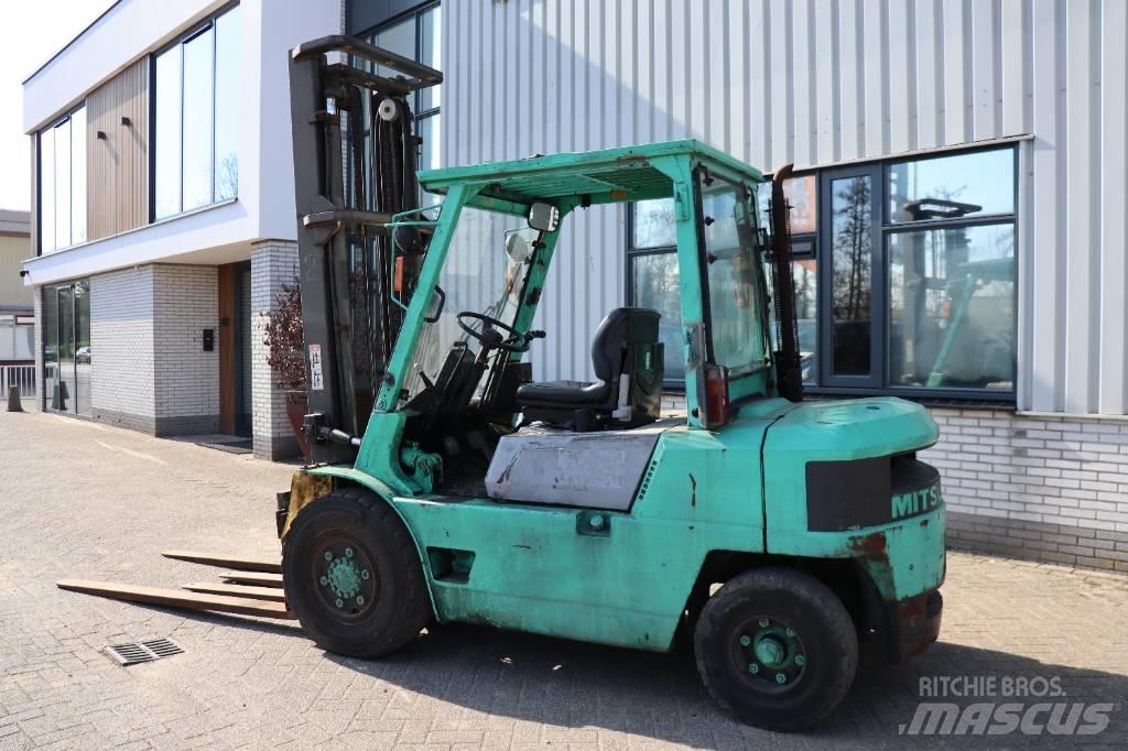 Mitsubishi FD 35 Дизельные погрузчики