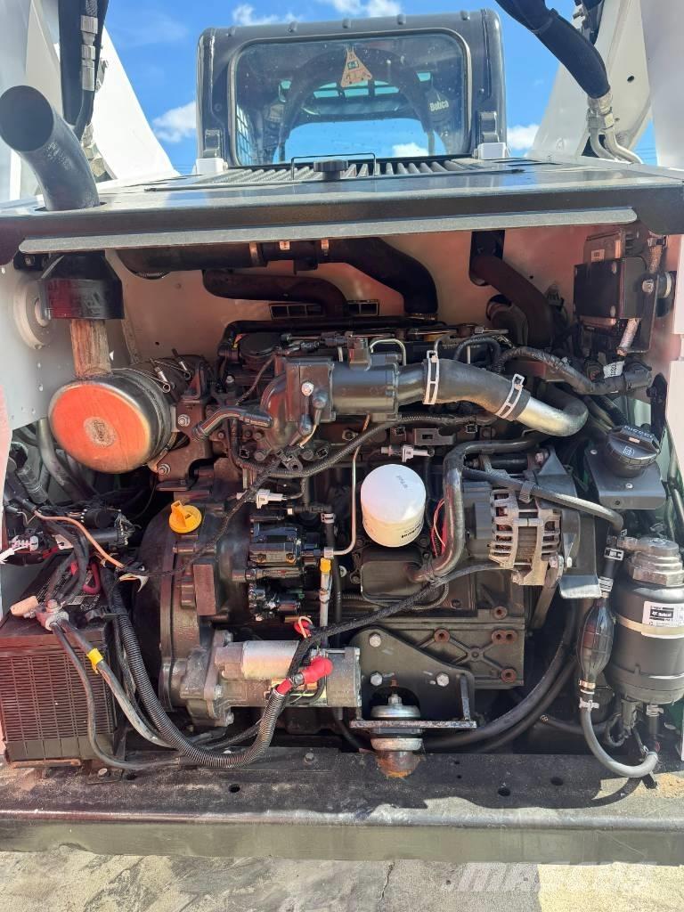 Bobcat T 740 Мини-погрузчики