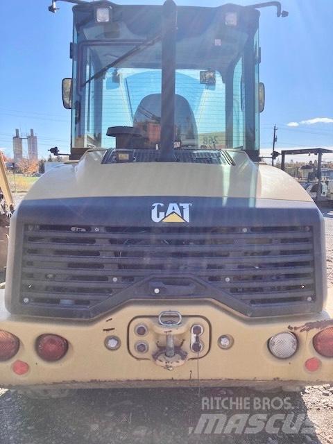 CAT 908 M Фронтальные погрузчики