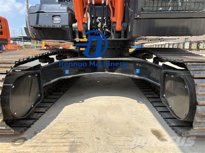 Hitachi ZX 200-3 Гусеничные экскаваторы