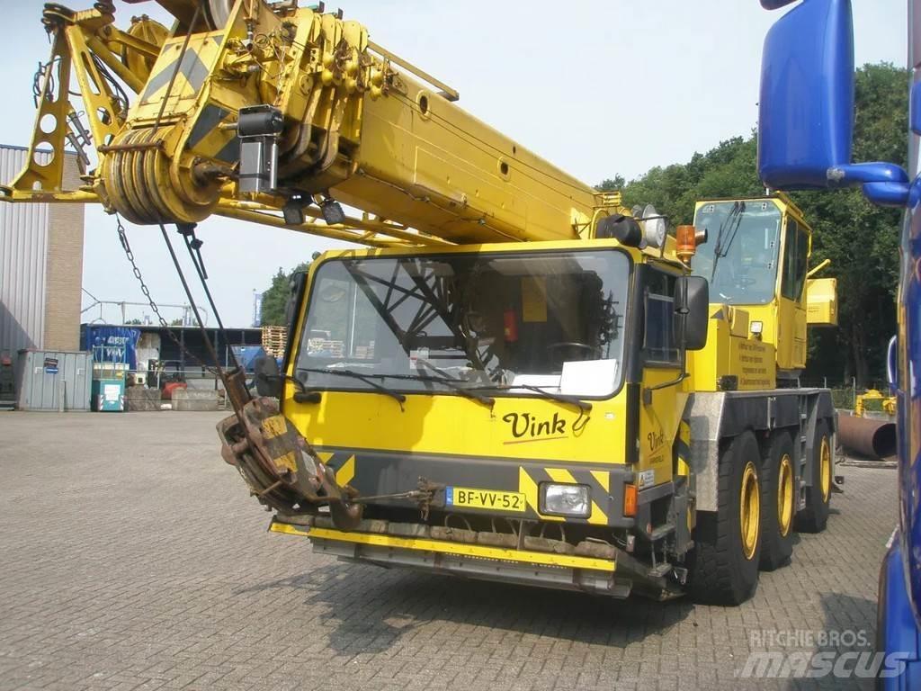 Liebherr LTM1040 Автокраны