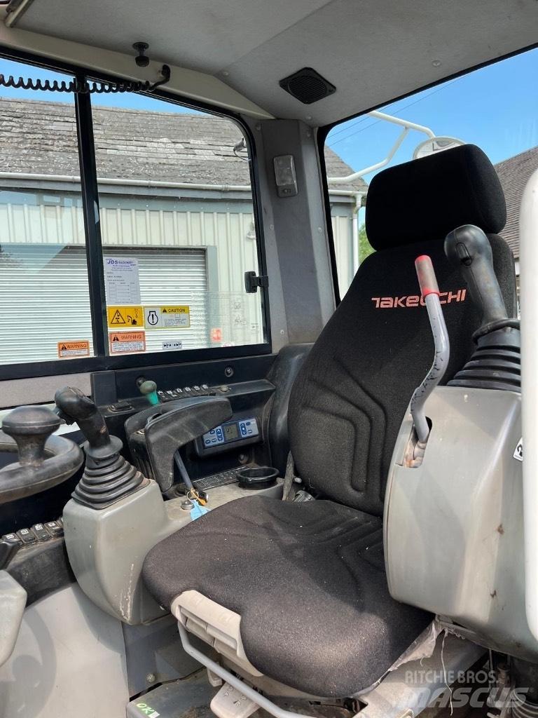 Takeuchi TB295W Колёсные экскаваторы