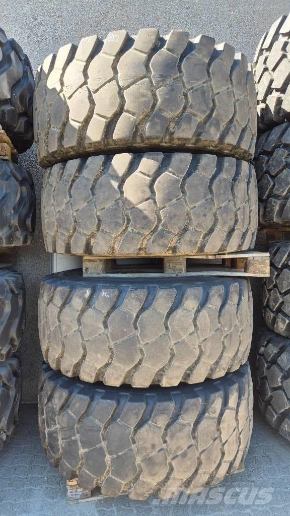BKT 23.5R25 Шины и колёса