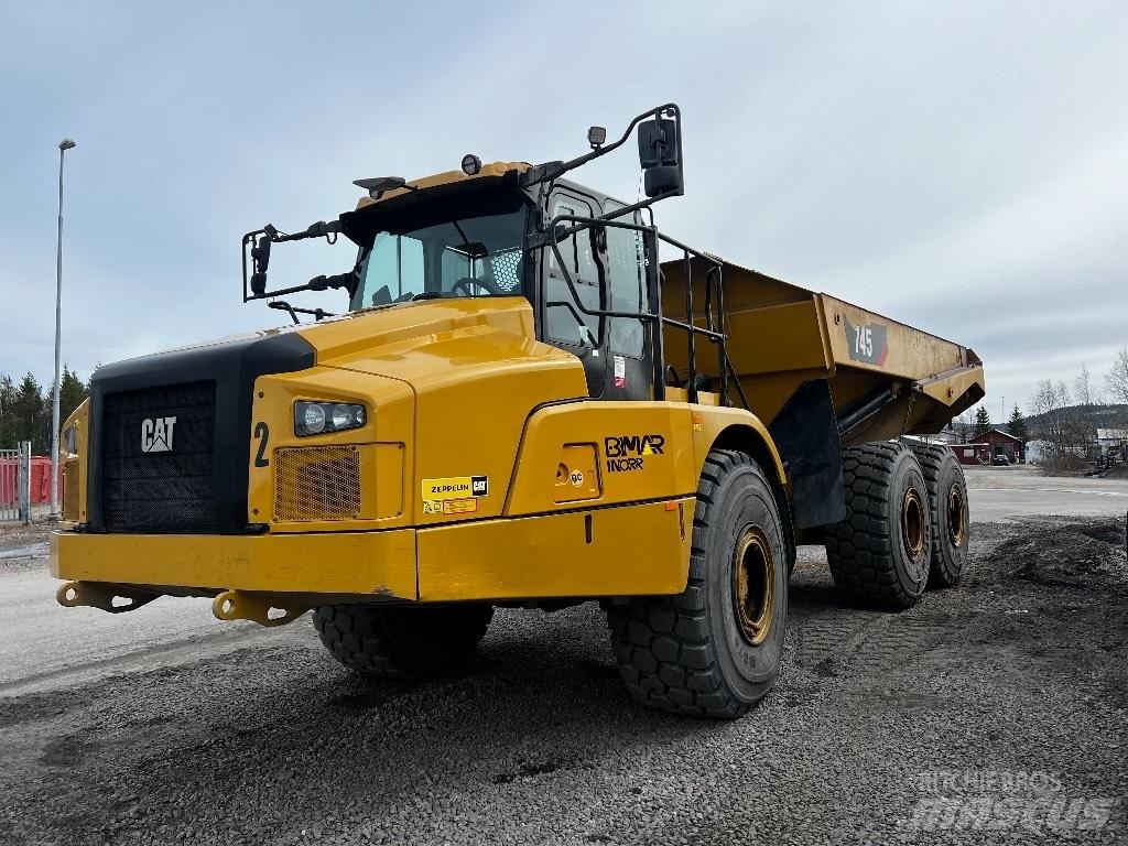 CAT 745 Шарнирно-сочленённые самосвалы