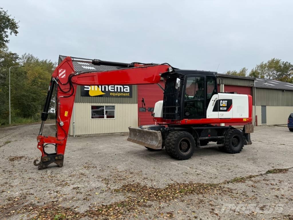 CAT M320F Колёсные экскаваторы