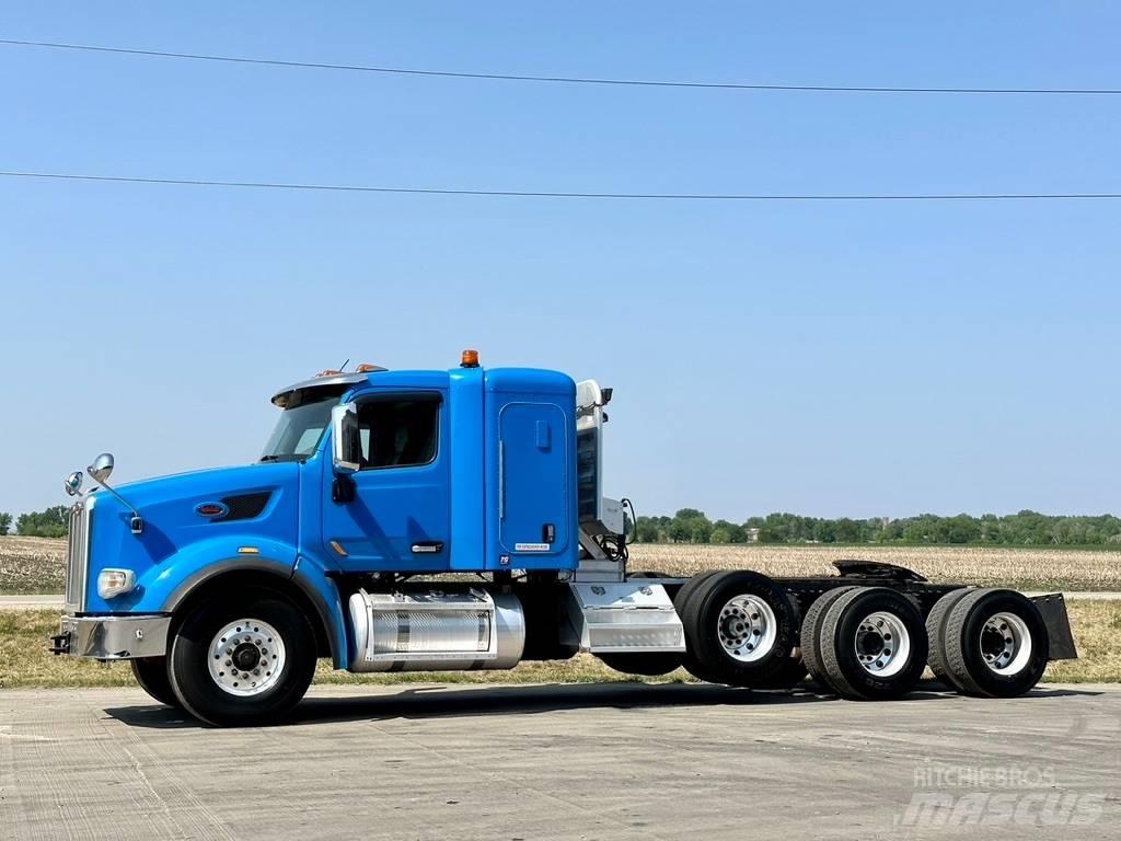 Peterbilt 567 Седельные тягачи