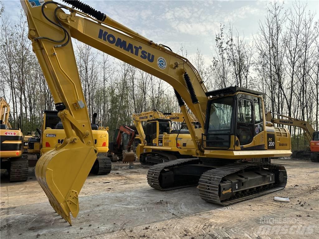 Komatsu PC200-8 Гусеничные экскаваторы
