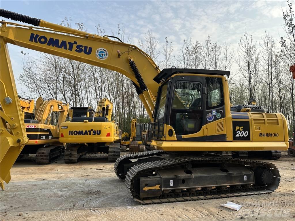 Komatsu PC200-8 Гусеничные экскаваторы