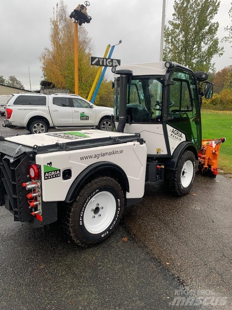 Multihog cx75 Коммунальные машины