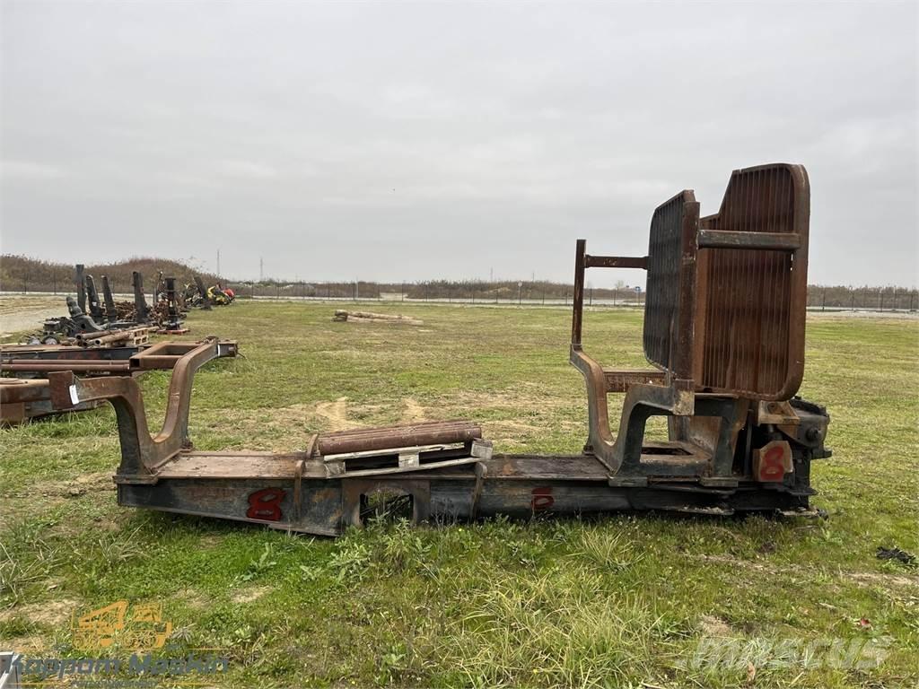 John Deere 1210E Другие компоненты лесотехники