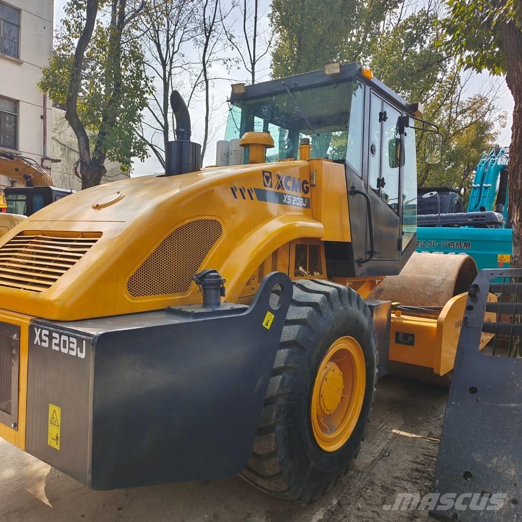 XCMG XS 203 J Грунтовые катки