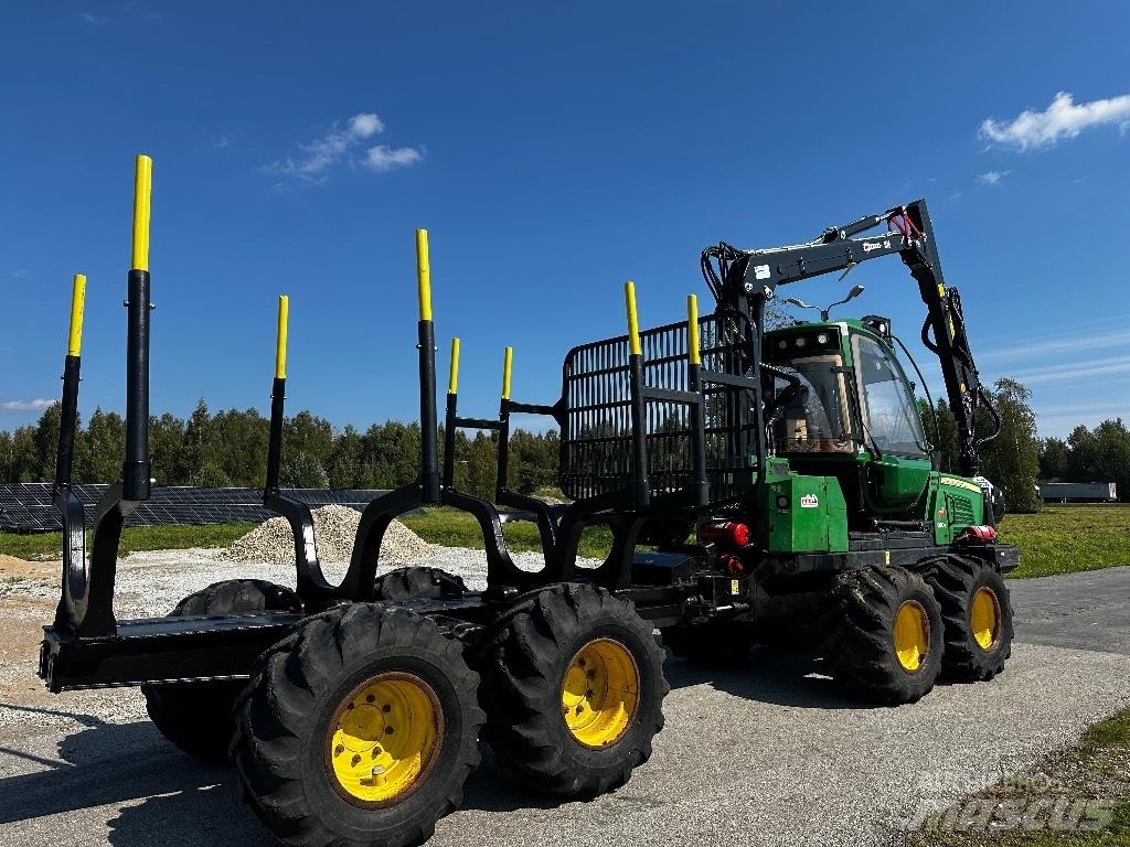 John Deere 810 E Форвардеры