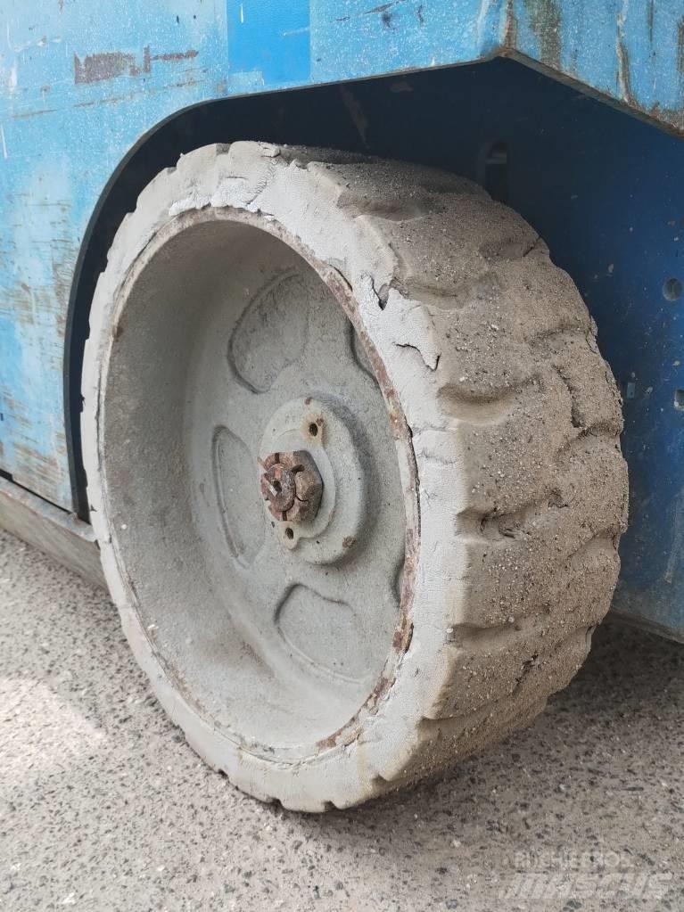 Genie GS 3246 Ножничные подъемники