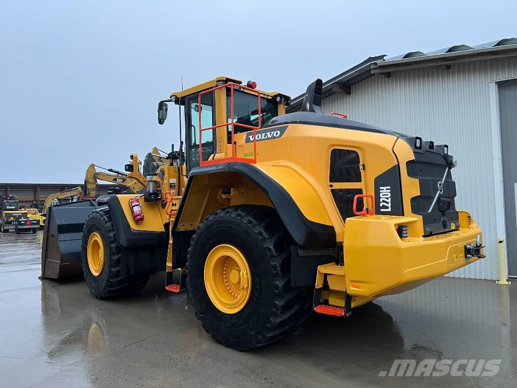 Volvo L 220 H Фронтальные погрузчики