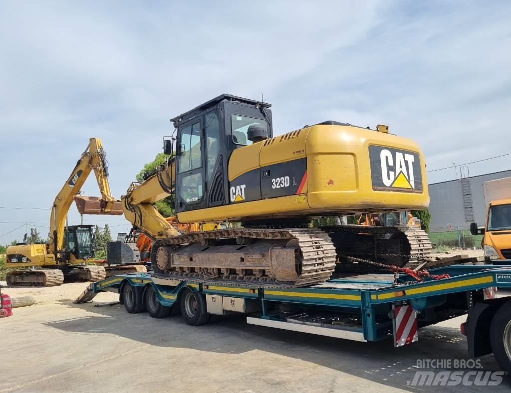 CAT 323 D L Гусеничные экскаваторы