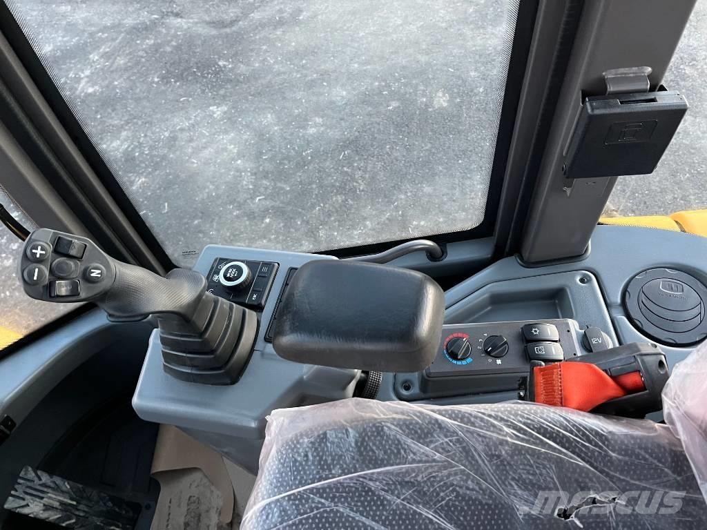 Volvo L30 HS Фронтальные погрузчики