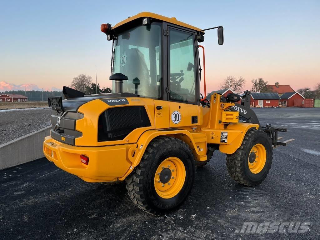 Volvo L30 HS Фронтальные погрузчики