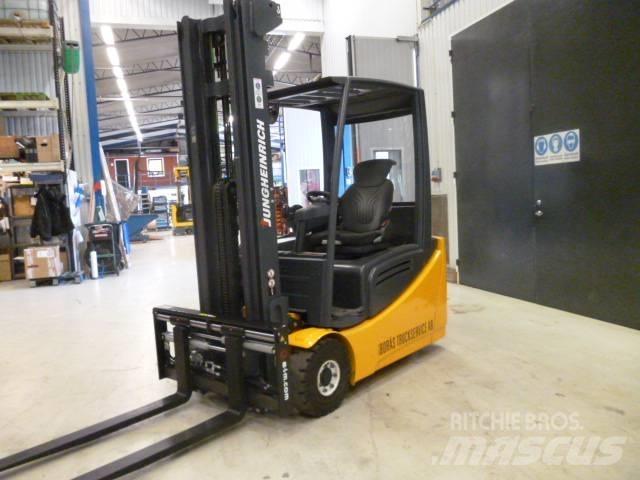 Jungheinrich EFG 216 Электропогрузчики