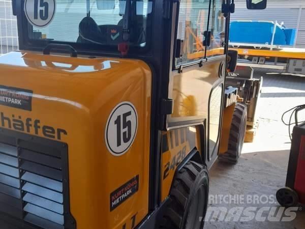 Schäffer 2428 SLT Мини-погрузчики