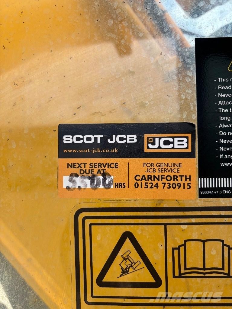 JCB JS 220 LC Гусеничные экскаваторы