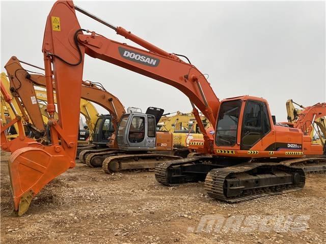 Doosan DH220LC-7 Гусеничные экскаваторы