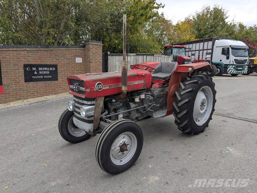 Massey Ferguson 135 Трактора