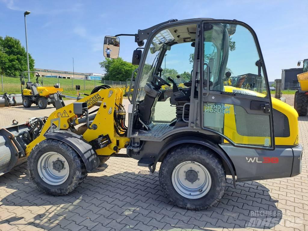 Wacker Neuson WL38 Фронтальные погрузчики